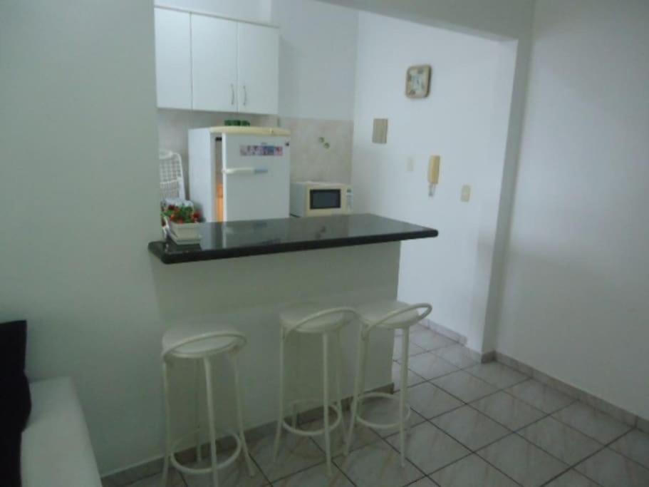 Dom Pedro 54 Apartment Гуаружа Екстериор снимка
